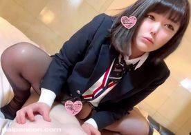 【個人撮影】18歳 清楚系な美少女⑥。やっぱり制服＆黒ストッキングは最強♡ そろそろ…　生ハメ種付け・膣奥大量中出し