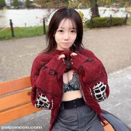 【未公開】看護師を目指す19歳地方**。一度切れたがまた奇跡の復活！公然フェラ。沼る彼女の美肌BODYを貪りグチョ濡れま〇こに大量中出し。。