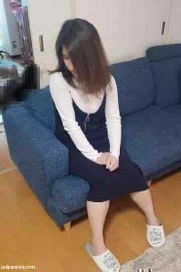 FC2-PPV-1079303 - ※取扱注意【個人】お子さん達に気づかれないように...後ろ姿に我慢出来ず美人妻を強引に犯す