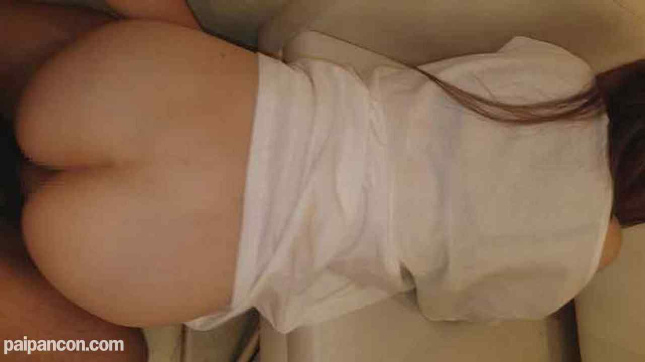 FC2-PPV-1396402 - 【個人】店に売られる小柄な美尻の若奥さん、初めて知らない男の肉棒で生膣を犯され2度中出しされる thumbnail_4.jpg