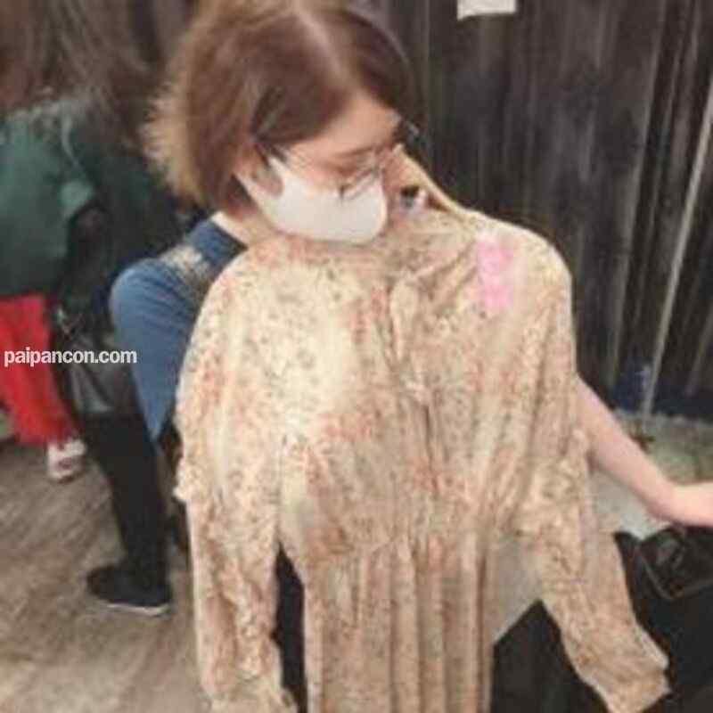 FC2-PPV-1585790 - 色白Hカップ爆乳っ娘♥極秘の禁断SEXを漫画喫茶で♪【個人撮影】 cover.jpg