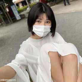 FC2-PPV-2181553 - 「#2」トリマー目指して上京。無垢な18歳の**に「好き。大好き」と言わせながら中出し。両想い♡