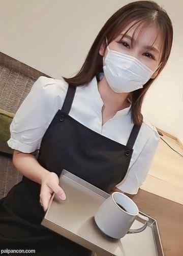 FC2-PPV-2431947 - よく行くカフェの気になるあの子・初撮影初イキ初中出し cover.jpg