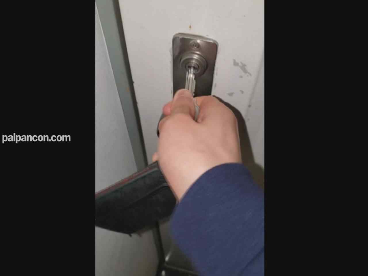 FC2-PPV-2947095 - 【個人】巨根の暴走　Fカップ妻、家の鍵を持ち帰り旦那の夜勤の隙に潜入プチ３P　他人汁２連発で顔面を汚される。※汚した顔面はきれいに洗ってあげました thumbnail_0.jpg