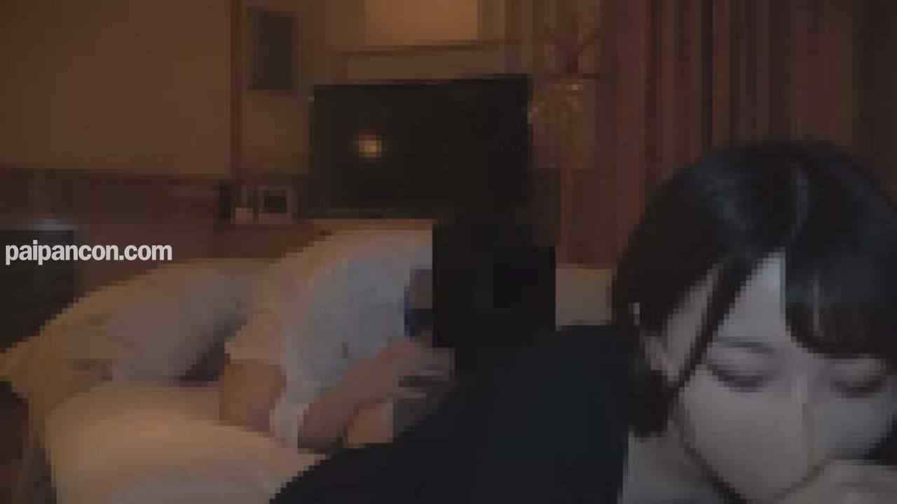 FC2-PPV-3017114 - 9日まで「#39-2」パン屋の看板娘、私服姿が可愛い。ついにできた生挿入でぶっかけ♡両想い♡ thumbnail_0.jpg