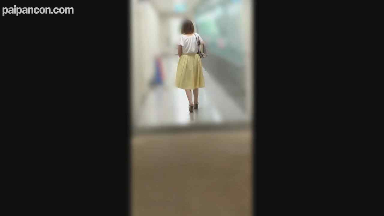 FC2-PPV-3064750 - 【無修正ｘ個人撮影】お稽古の月謝の支払いの為に体を売る人妻…自分の子供が水泳教室の時間に、公民館の多目的トイレで￥交でお金を稼ぐ主婦に中出しを強要！ thumbnail_1.jpg