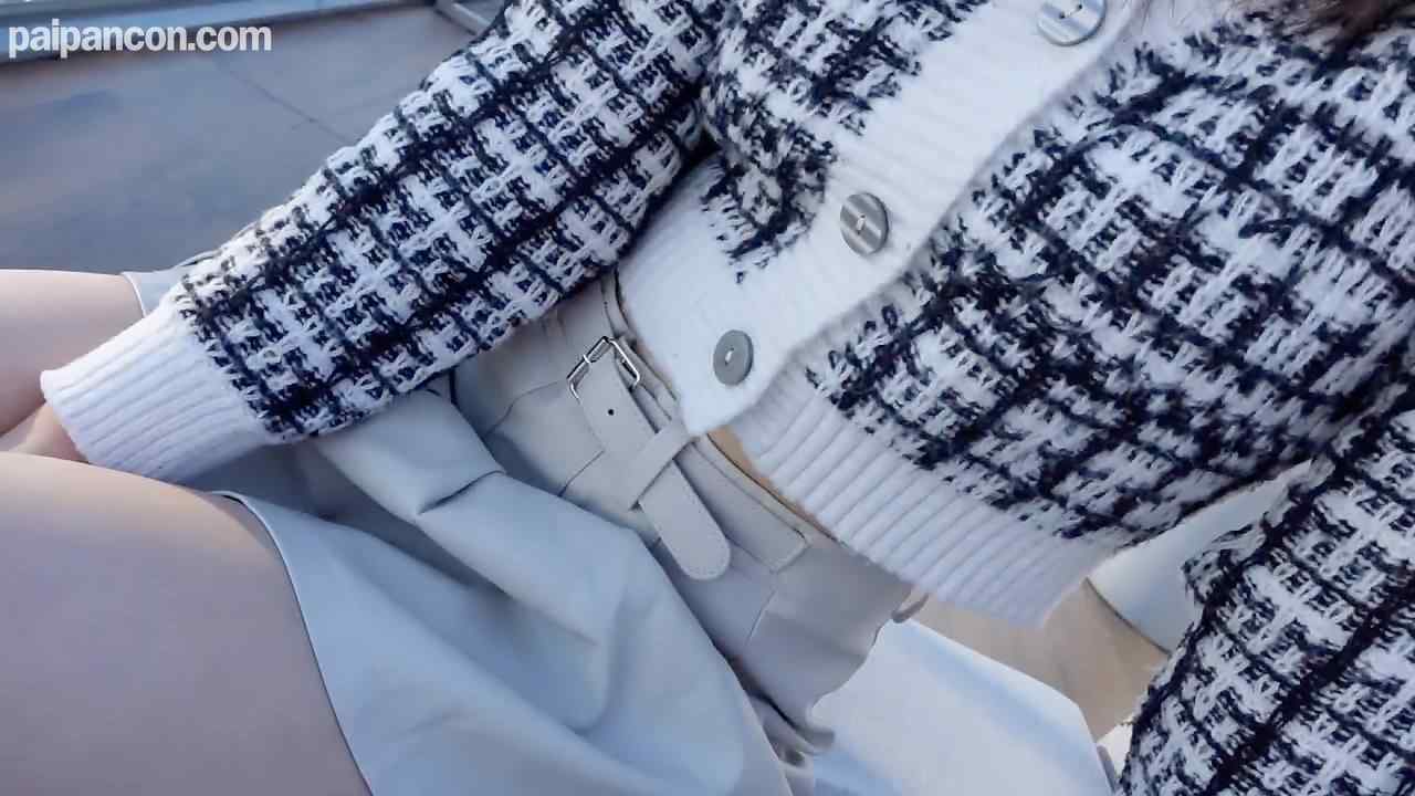 FC2-PPV-3161766 - 初撮影・顔出し！！そんな格好してると犯されちゃうよ？ちょっぴり背伸びしたヘソ出しルックのゆるふわ可愛い幼顔の女子大生に連続膣内射精！！ thumbnail_1.jpg