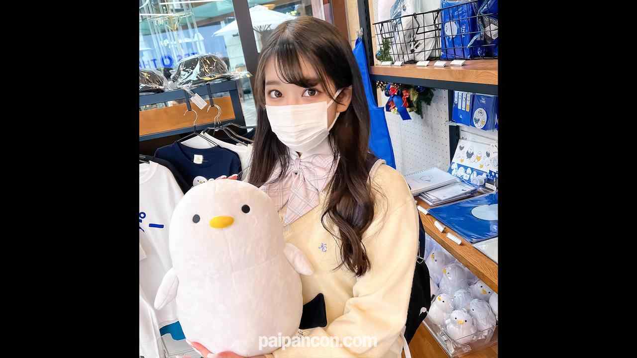 FC2-PPV-3175420 - 初撮影！！あざと可愛い黒髪清楚なEcup巨乳現◯女子◯生！！はだけた制服から巨乳を曝け出し初めての経験に悶絶しながらゴム無し連続膣内射精！！ thumbnail_0.jpg