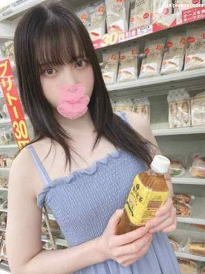 FC2-PPV-3196378 - １週間限定3480→1980 【3P/連続中出し】ナンパに食いついた色白スレンダーな女を男二人で犯して連続中出し。 cover.jpg