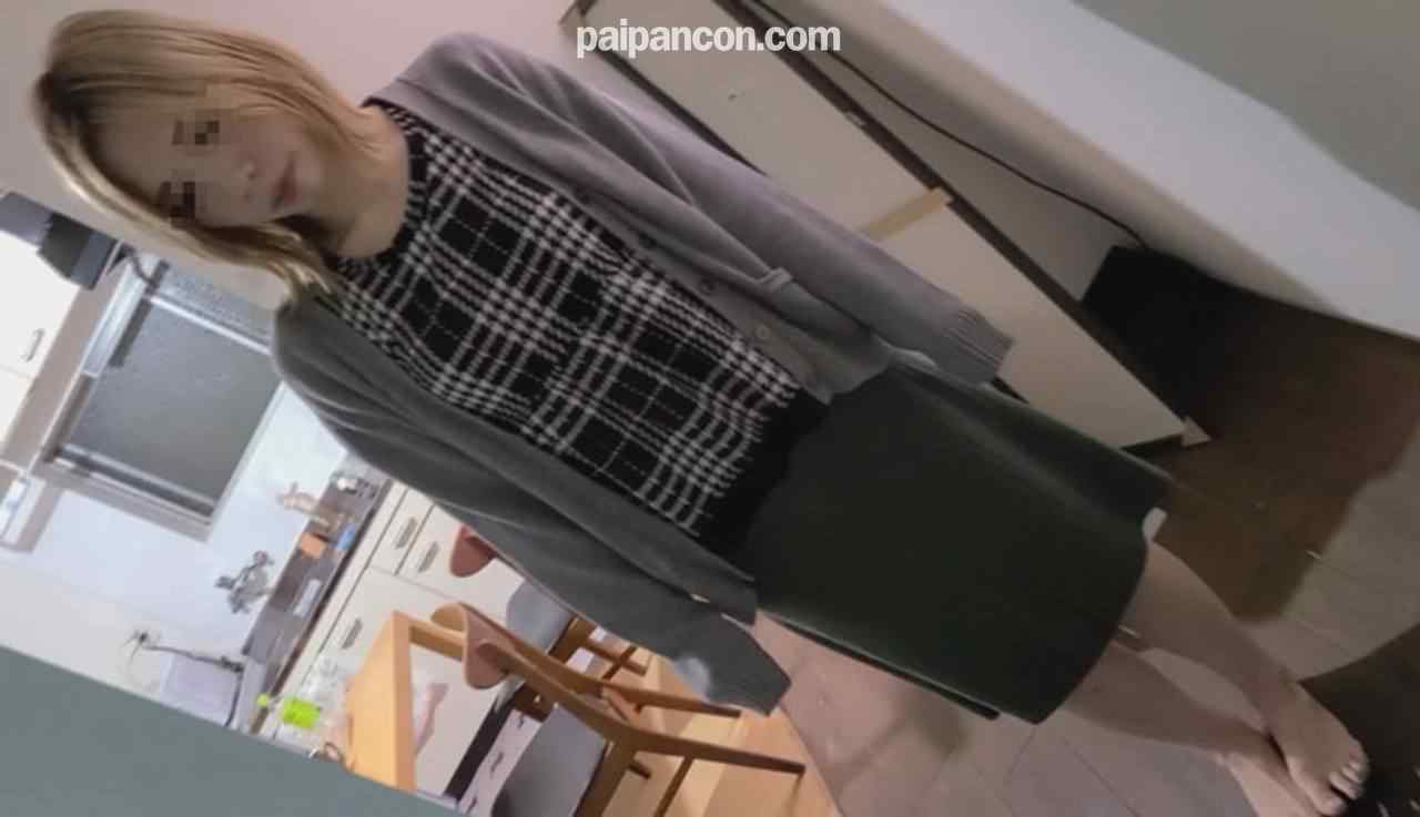 FC2-PPV-3198294 - 【個人】犯され続けている帝王切開ギャルママはバックが好みのよう。上に乗せると白濁液を欲するかのように自ら腰を振り続ける。 thumbnail_0.jpg