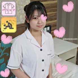 FC2-PPV-3205270 - 【パジャマ★モナシ】パジャマdeおじゃま♥またかいな！18歳リアルティーン娘♥大きな瞳の口●●リちゃん♥形のキレイなDカップおっぱい♥初めてのおもちゃでいっぱいイッちゃった cover.jpg