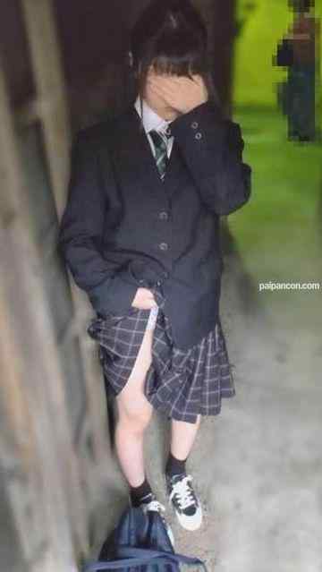 FC2-PPV-3252293 - 一つ結びのおんなのこの中出しハメ撮り