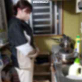 FC2-PPV-3253192 - 【初撮り】昔はそれなりの資産家だった爺さんが返済してこなかったので自宅に行ったら、嫁がいたので爺さんが遠くから見てる中ハメ撮りしてきました。