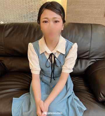 FC2-PPV-3272858 - 色白美尻スレンダーな19歳。有名大学２年生のリケジョが伝説級の大量潮吹きに悶え震える！濃厚精液を放出され人生初の大量中出し２連発。 cover.jpg