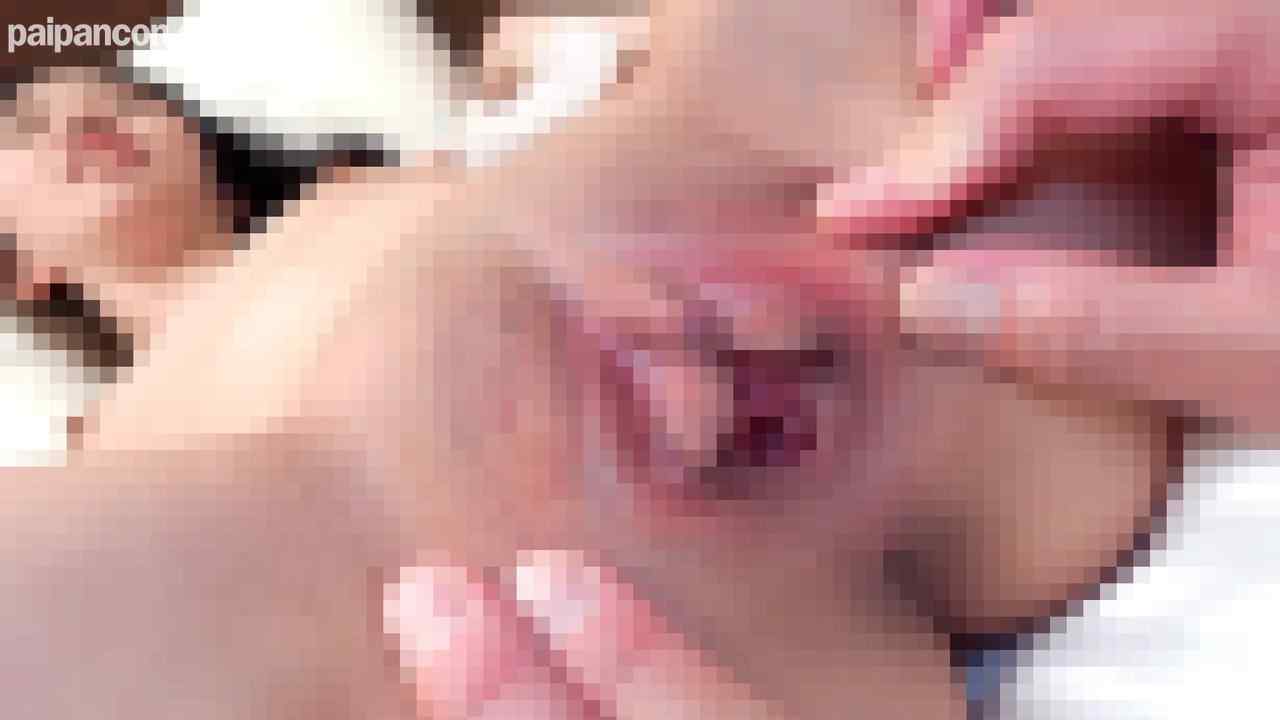 FC2-PPV-3303876 - 初撮影・顔出し！！色白透明感溢れるその可憐な容姿からは想像もできない程の痙攣絶頂を繰り返すギャップが激ヤバすぎる・・・全身敏感帯の身体をビクビク震わせ2回生中出し！！ thumbnail_7.jpg