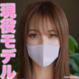 FC2-PPV-3423986 - 現*役モデル！！、完全初撮影！！、ノーパン散歩、口に指、首絞め、ビンタ、…涙、ちょっと泣かしてしまいました…中出し２回戦、、個撮３２５人目』 cover.jpg