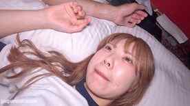 FC2-PPV-3779166 - 【無修正】【顔出し】 美尻にブルマが国宝級、えくぼが可愛い正真正銘18才。 よく見たら泣きそうな顔、見てみぬふりしてバックで中出しフィニッシュ cover.jpg