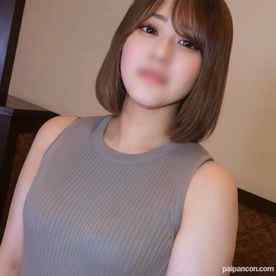 FC2-PPV-3895544 - 【無】可愛くて美人！大手ハンバーガーショップ店員さんとハメ撮り！アヘ顔でおチ〇ポ求めてイキまくる変態店員さんにごっくん一回、中出し二回の豪華三本立て！※特典高画質Ver cover.jpg