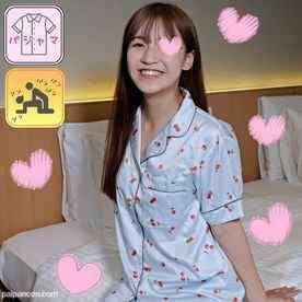 FC2-PPV-4143598 - 【パジャマ★モナシ】パジャマdeおじゃま♥推し活が止まらない♥性格が明るい、笑顔がめっちゃカワイイ愛ちゃん19歳♥自然陰毛にガチな素人ちゃんの反応がたまらない♥ cover.jpg