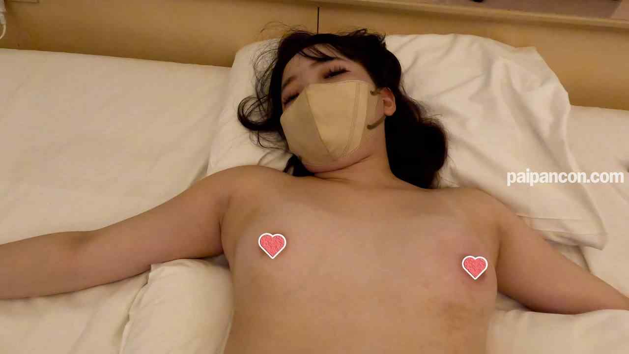 FC2-PPV-4184505 - 【初撮り】さな 素人18歳 初めての撮影で中出しされ、子宮口まで晒されて、吸うやつと電マで感じさせられる thumbnail_8.jpg