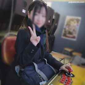 FC2-PPV-4208688 - ゲーマー*****と生ハメ、ちょっと中に出ちゃったことは内緒 cover.jpg