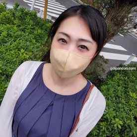 FC2-PPV-4482670 - イキ潮で「ごめん。掛かっちゃった？いっぱい出ちゃった♡」不倫妻は他人棒で絶頂し放題。巨根ディルドオナニーで誘惑する人妻に大量射精【無】 cover.jpg