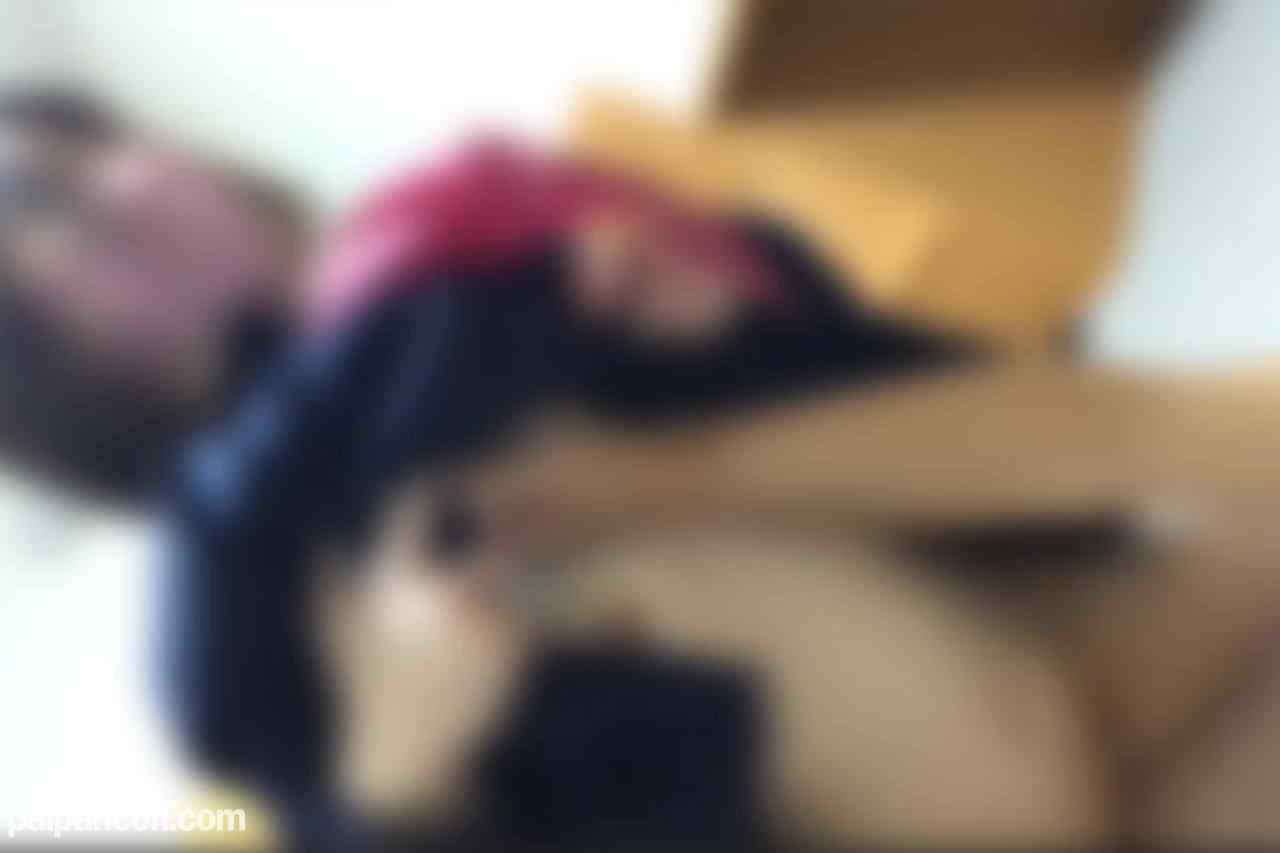 FC2-PPV-4554849 - ※10/20まで80％OFF※【顔バレ】借金とムスメを残して失踪したハハ親に代わり借金返済の為脱がされる羽目になったムスメは精神崩壊寸前です。 thumbnail_4.jpg