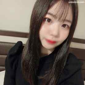 FC2-PPV-4574168 - 12/8迄990pt♡ミニマムえまちゃん初駅弁で理性崩壊！脚おっぴろげ まんグリ返しで恥さらし///2度目ましての中出しは濃厚に♡ cover.jpg