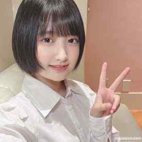 FC2-PPV-4595846 - 【初撮り】某大手企業に内定の伝説級JD美女のあちゃん21歳 純白な美乳スレンダー極上ボディに生挿入&濃厚精子を大量中出しで妊娠確定!? cover.jpg