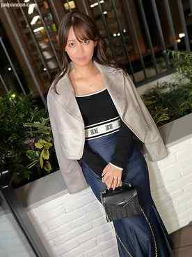FC2-PPV-4689235 - ※数量限定※⚠どしこり案件⚠アプリで知り合った美人すぎるアラサー奥様・３０歳と汗だくになりながら絶叫中出しナマ交尾しました『さくらさん』