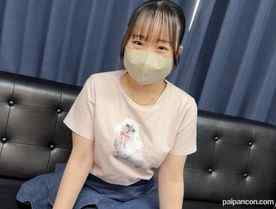 FC2-PPV-4751534 - 【完全素人初撮り】経験極浅めっちゃ可愛い18歳♡このルックスで巨乳Fカップは本当に堪りません！生挿入中出しにガチで困惑。特典有り cover.jpg