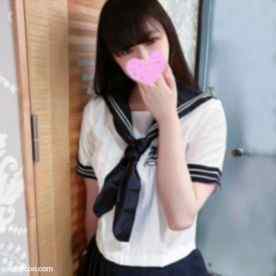 FC2-PPV-4759198 - 【無修正】18歳・大人しいのにセックスには貪欲・リアルにエロい制服美●女の生中出しセックス!! cover.jpg