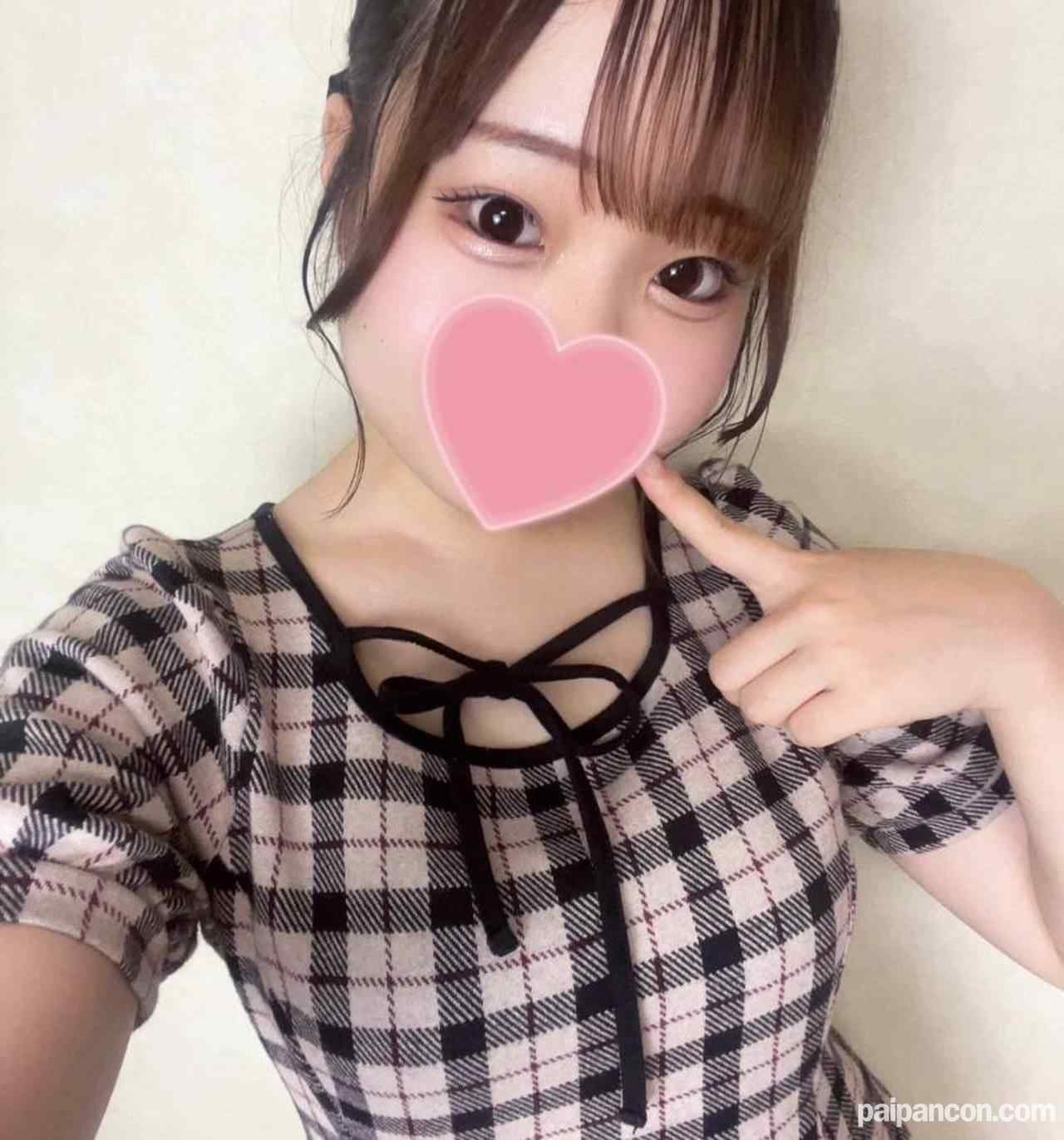 FC2-PPV-4775739 - 【完全素人】顔も仕草もめっちゃカワイイ18歳♡巨乳Fカップが激しく揺れるピストンで何度もイカせまくる！特典2本有り thumbnail_1.jpg