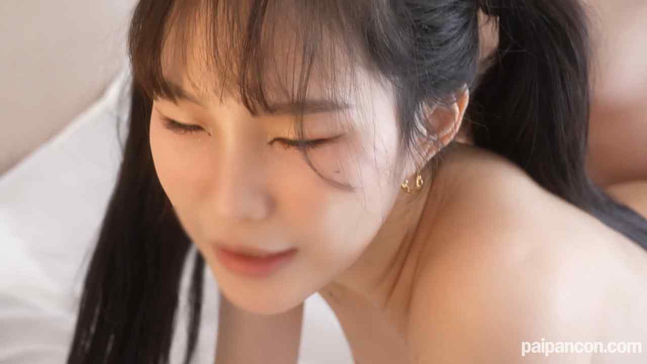 FC2-PPV-4797400 - 【2週間50%OFF！】【生】アイドル彼女との激しい生中しセくス中、隣の美女**が乱入！ 即興4Pハーレム無　乱./交パーティー！ thumbnail_2.jpg