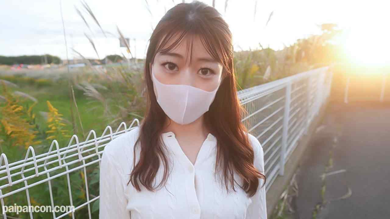 FC2-PPV-4797618 - バレた！！、ジョギング中のおじさんに完全に見られた野外露出、、、県道沿い、、超絶美人は、彼氏大好きなのにジジイに精子を人生初めて中出し流入で、美乳の色白シルキースキン、個撮５１９人目 thumbnail_3.jpg