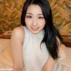 FC2-PPV-4857642 - 【無】ホントにドスケベな「アへ顔」が最高⤴最近色気が増してきて大人っぽさと可愛いの共存具合が素晴らしい～　ゴックン　中だし　※特典高画質 cover.jpg