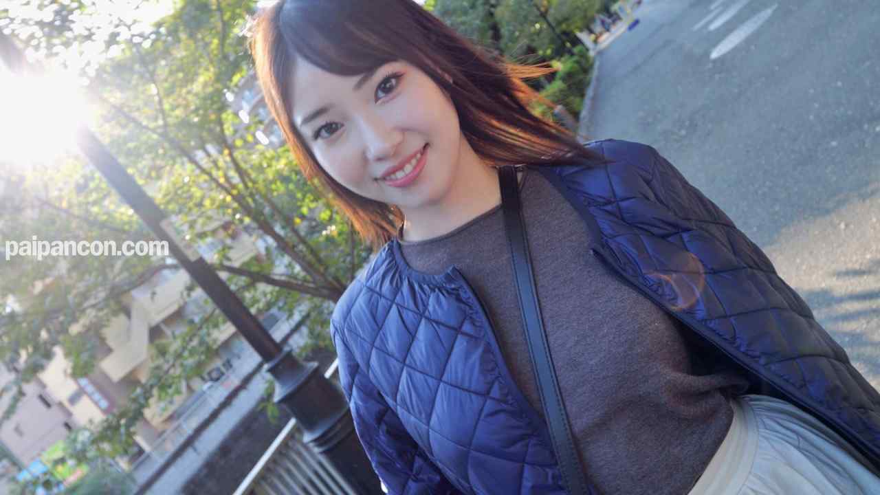 FC2-PPV-4881902 - 夫と同じ高級ホテルで働く美人妻 ストレス発散中出しSEX thumbnail_1.jpg